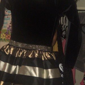 Size 7  dress for a little girl